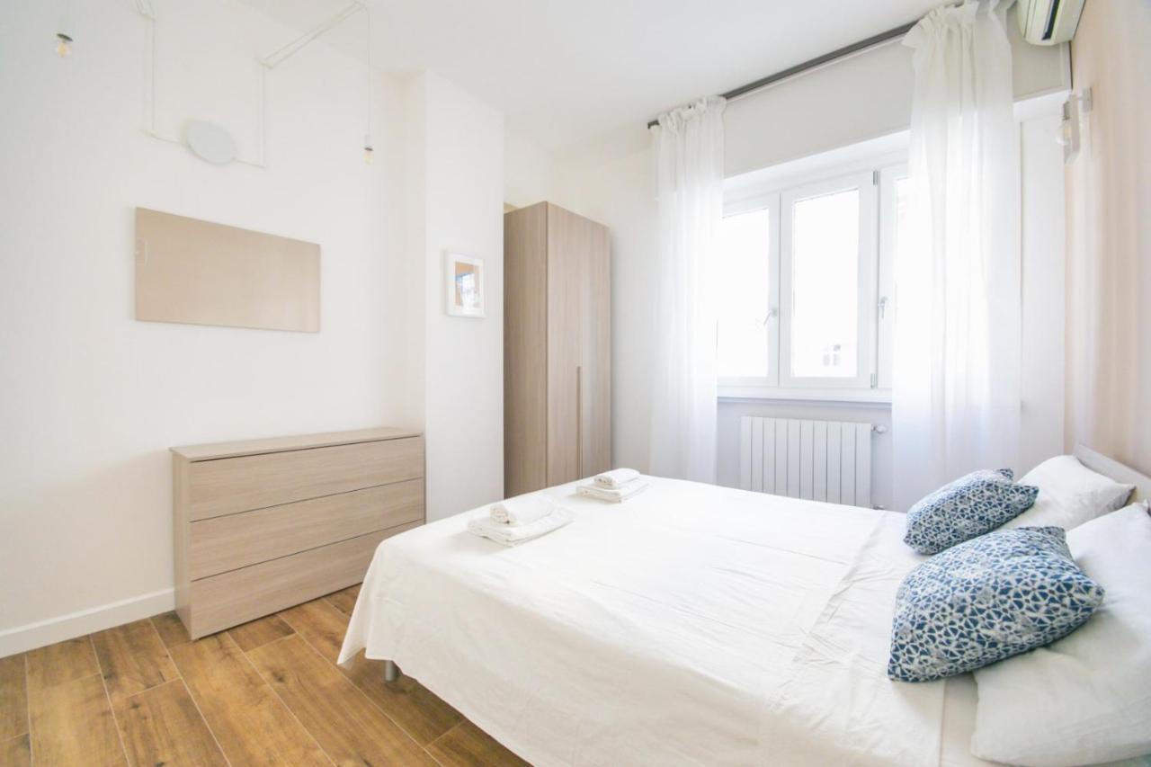Vacanze Romane Apartment ภายนอก รูปภาพ
