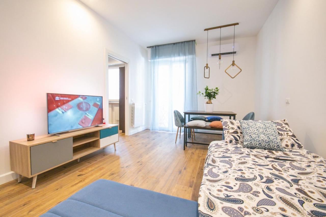 Vacanze Romane Apartment ภายนอก รูปภาพ